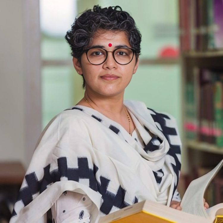 Gayathri Thakur 